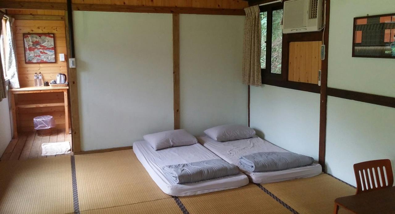 Bright Moon Homestay Dongshi  Екстер'єр фото